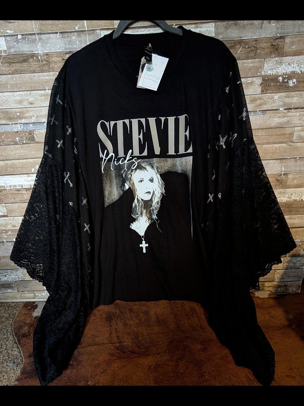 Stevie Nicks Graphic W Mixed Print & Lace Bat Winged Sleeves Poncho Style